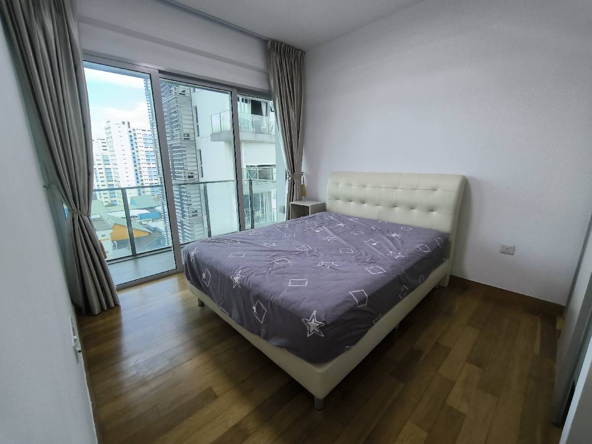 EIGHT RIVERSUITES 12