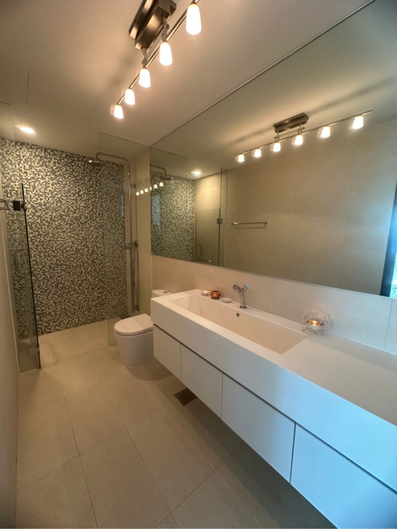 THE ROCHESTER RESIDENCES 18