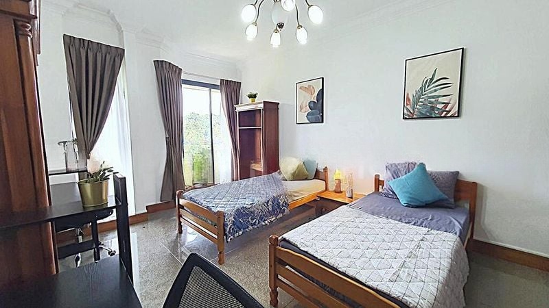 WESTCOVE CONDOMINIUM 8