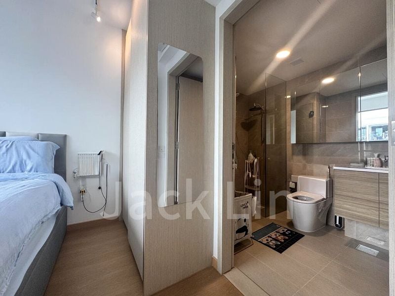 TREASURE AT TAMPINES 5