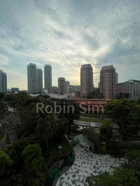 CLOVER BY THE PARK 5