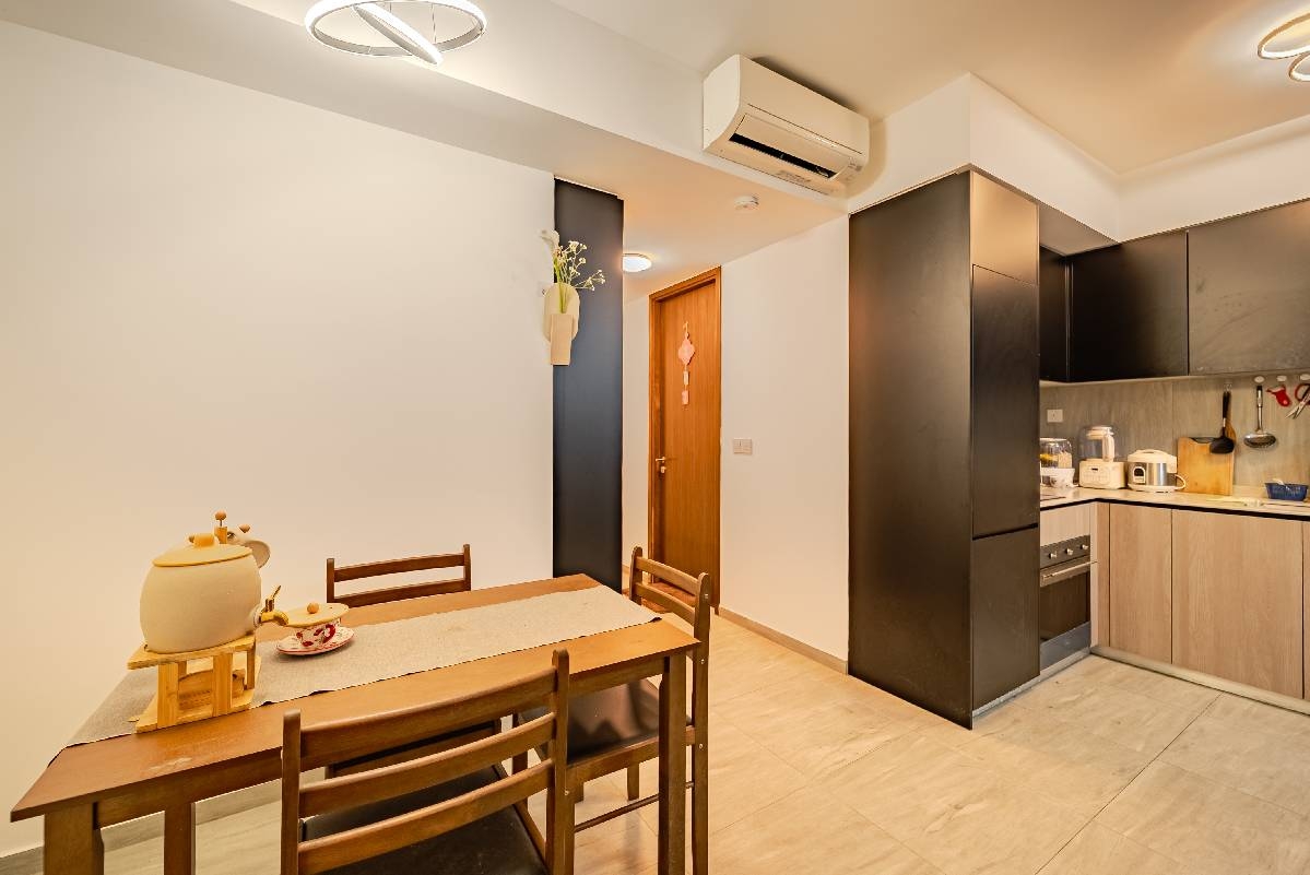 GRANDEUR PARK RESIDENCES 31