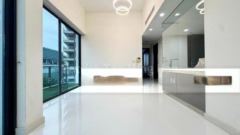 THE SUITES AT CENTRAL 4