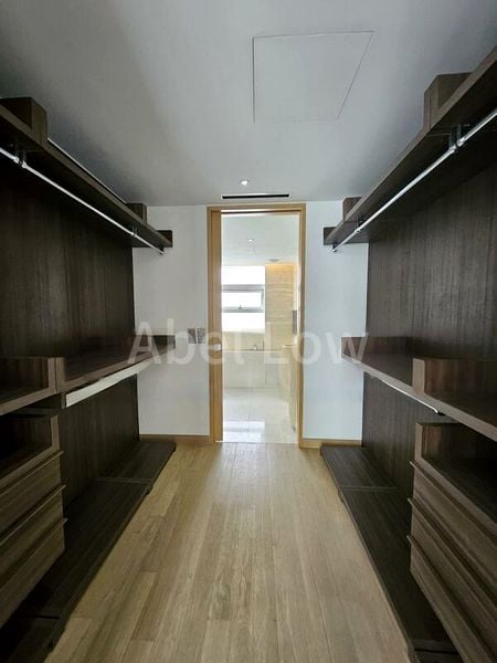 WHITE HOUSE RESIDENCES 7