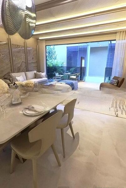 NAVA GROVE 11