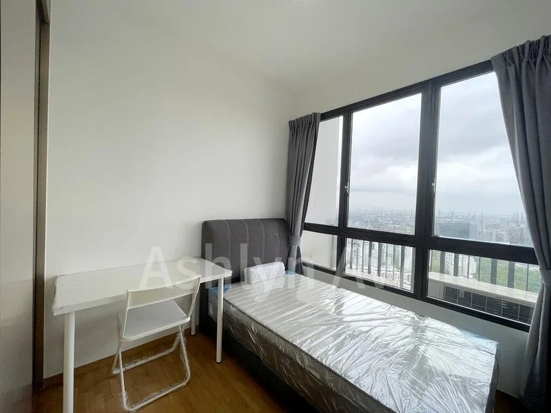 THE CLEMENT CANOPY 9