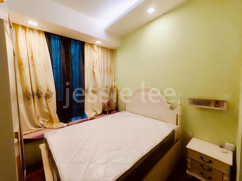 RESIDENCES @ JANSEN 5