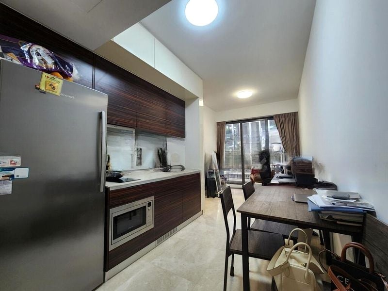 COMMONWEALTH TOWERS 11