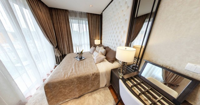 THE LINE @ TANJONG RHU 9