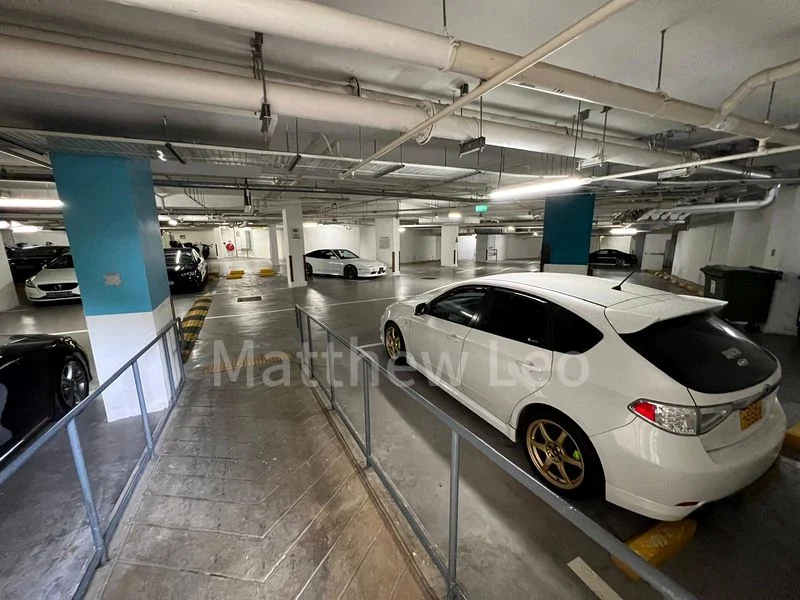 KINGSFORD WATERBAY 8