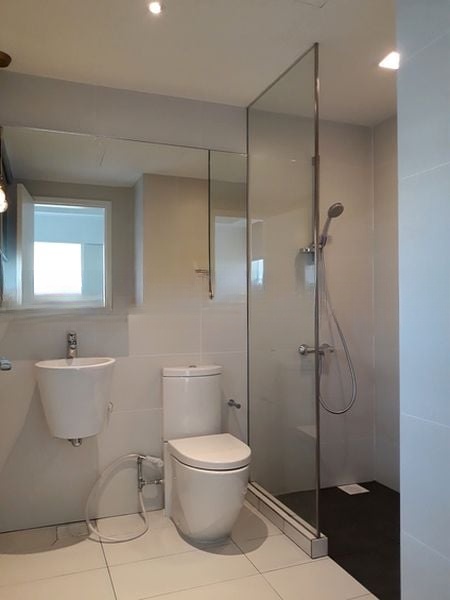 LOTUS AT PAYA LEBAR (EAST WING) 3