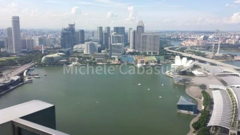 MARINA BAY RESIDENCES 2