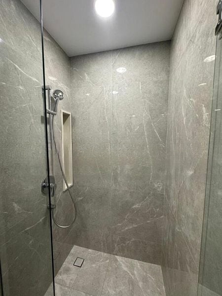 DAIRY FARM RESIDENCES 6