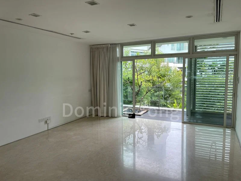 THE BOTANIC ON LLOYD 7