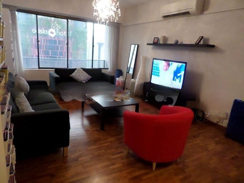 INTERNATIONAL PLAZA 6
