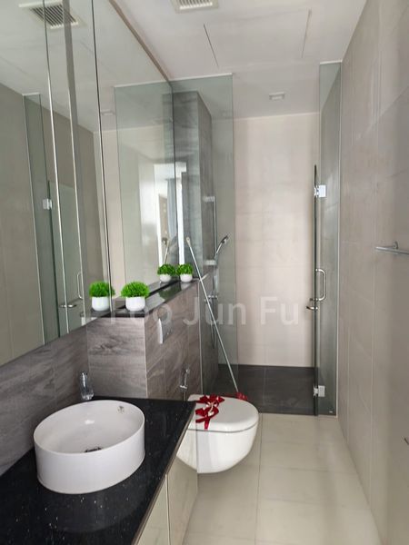 KALLANG RIVERSIDE 10