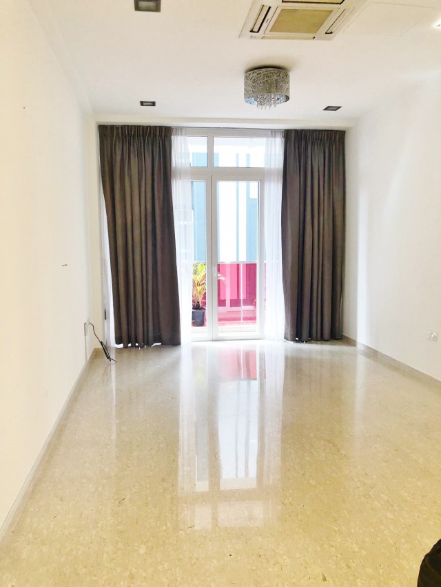 PALM GALLERIA 1
