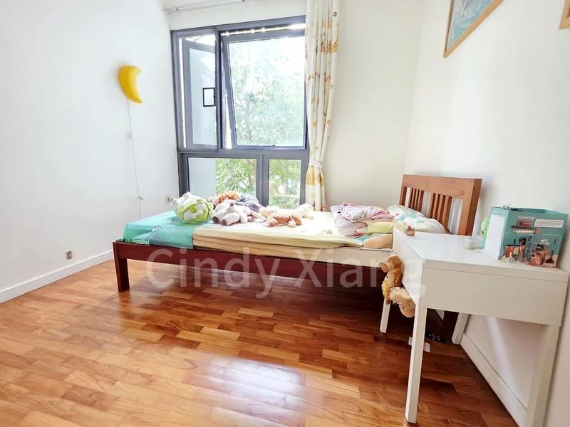 THE LAKEFRONT RESIDENCES 6