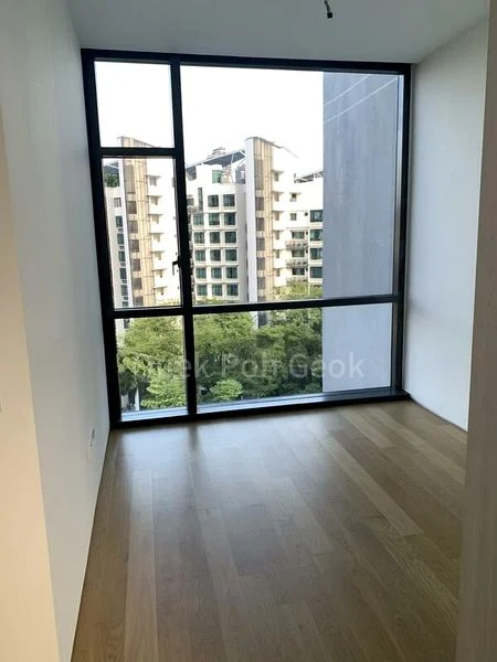 SLOANE RESIDENCES 10