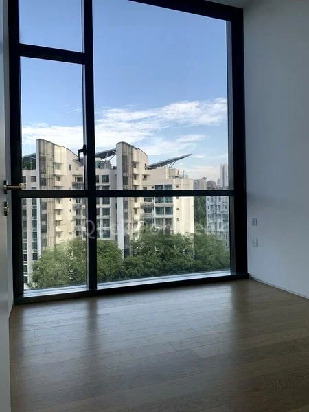 SLOANE RESIDENCES 14