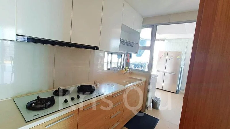 CLOVER BY THE PARK 10