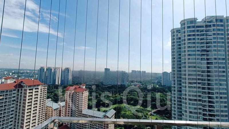 CLOVER BY THE PARK 12