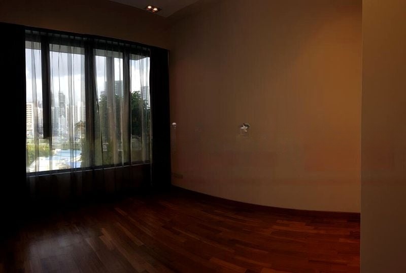 RIVERGATE 5