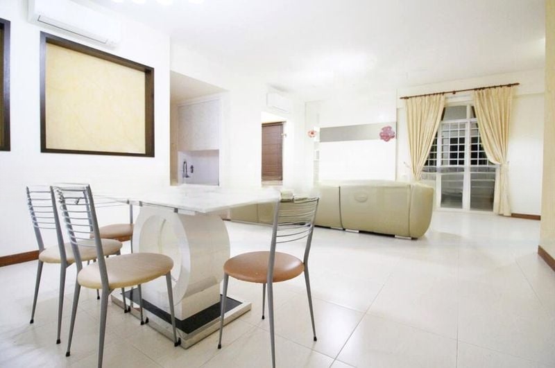 MEADOWLODGE 10
