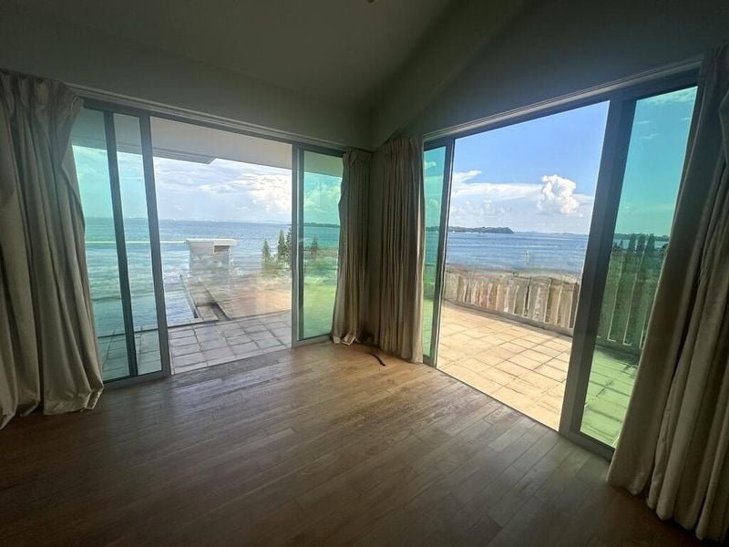 THE BERTH BY THE COVE 3