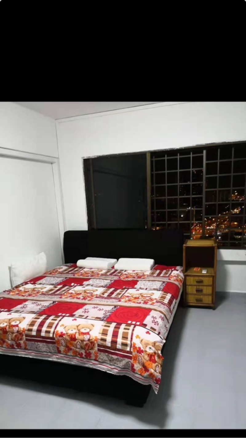 PEOPLE'S PARK COMPLEX 11