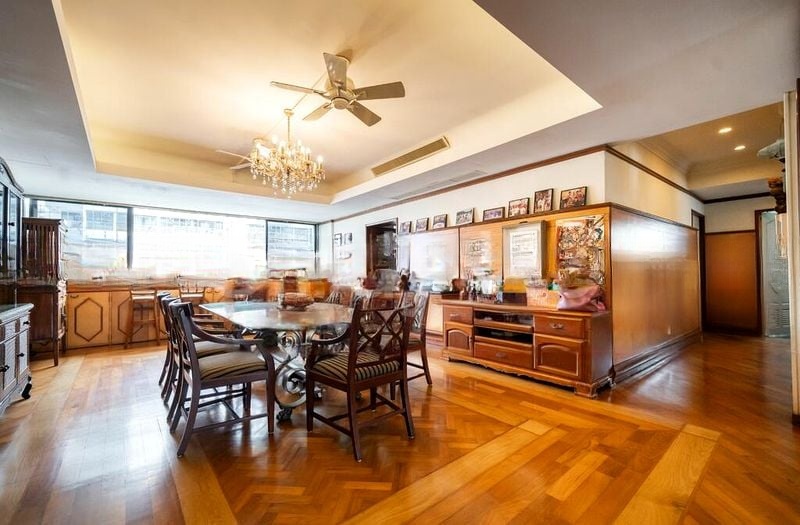 EQUATORIAL APARTMENTS 3