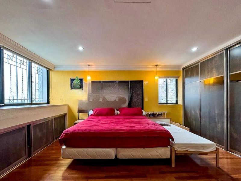EQUATORIAL APARTMENTS 13