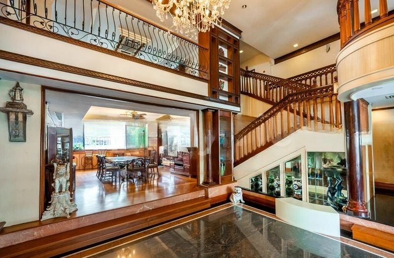 EQUATORIAL APARTMENTS 2