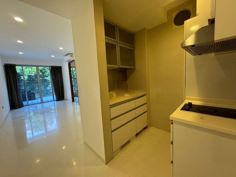 RV SUITES 7