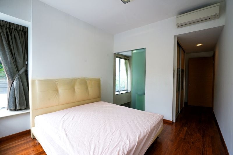 TWIN REGENCY 6