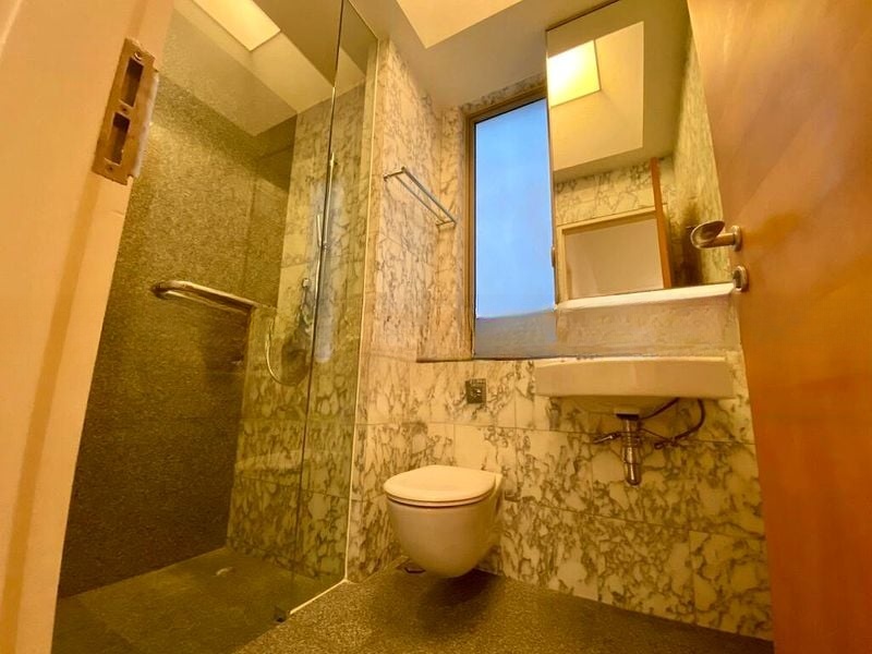 THE LOFT 7