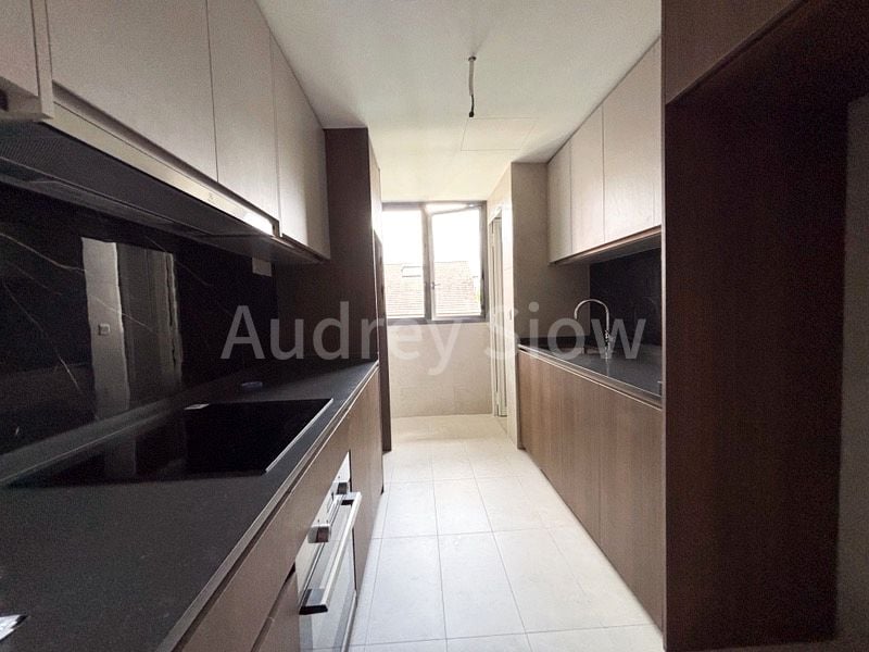 THE WATERGARDENS AT CANBERRA 3