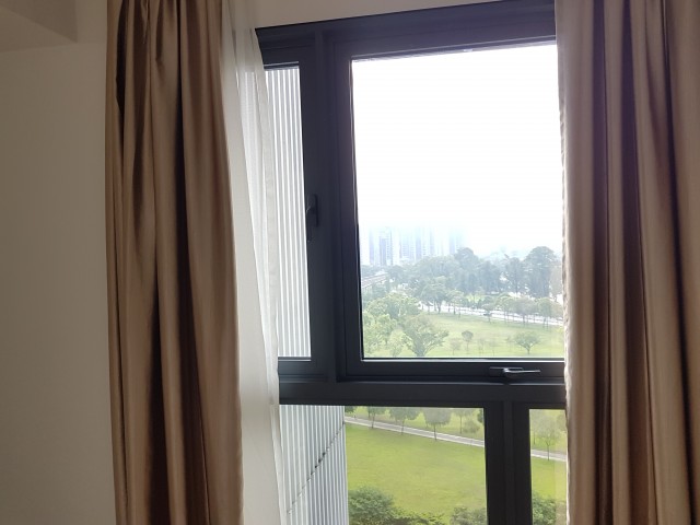 THE LAKEFRONT RESIDENCES 13