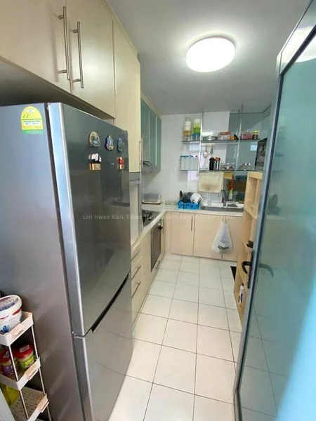 WATERMARK ROBERTSON QUAY 3