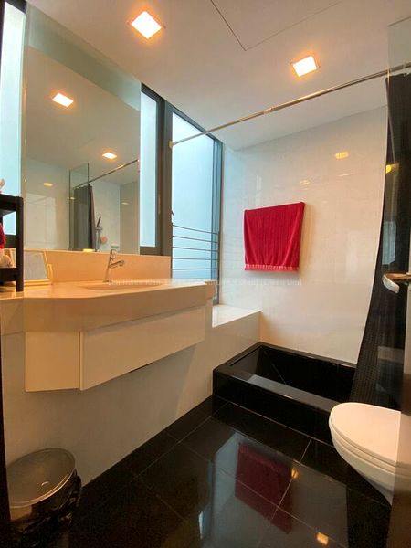 WATERMARK ROBERTSON QUAY 13