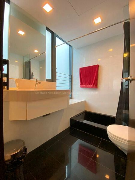 WATERMARK ROBERTSON QUAY 14