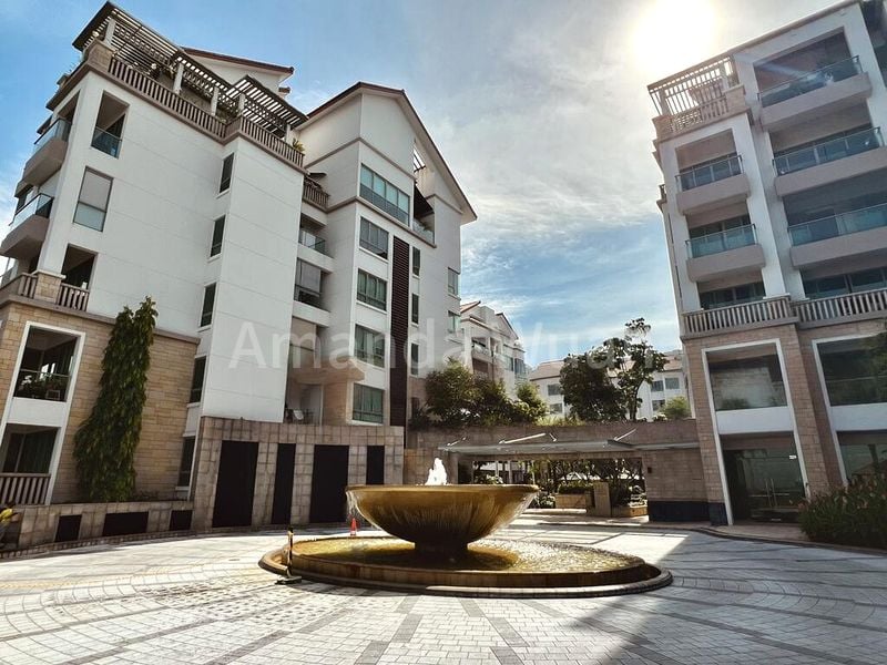 THE BERTH BY THE COVE 13