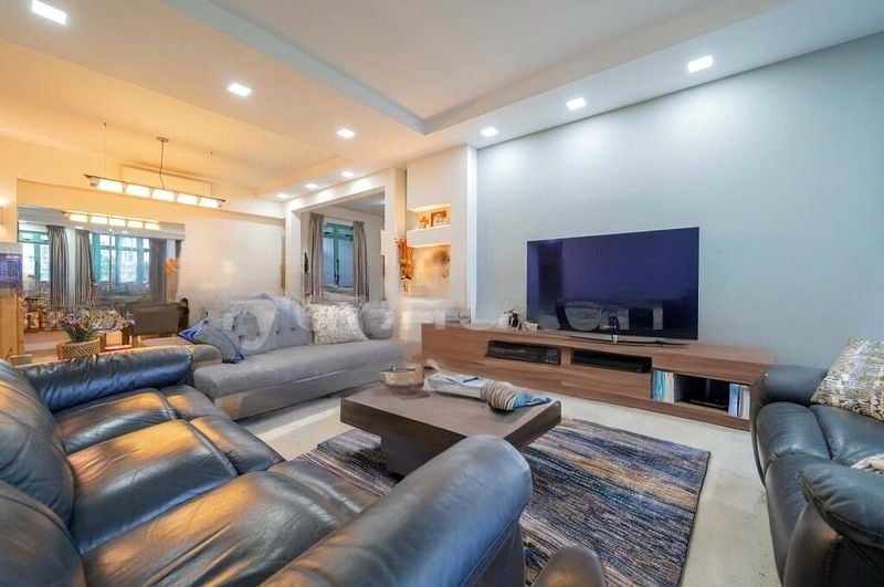 BALLOTA PARK CONDOMINIUM 7