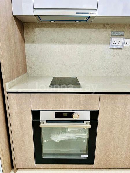 AVENUE SOUTH RESIDENCE 12