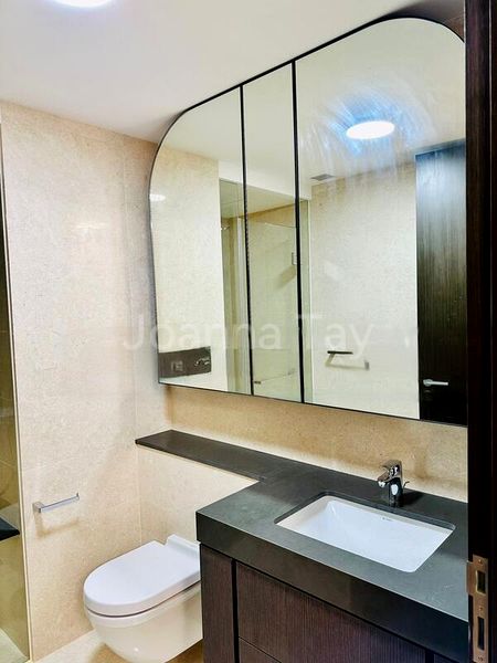 AVENUE SOUTH RESIDENCE 13