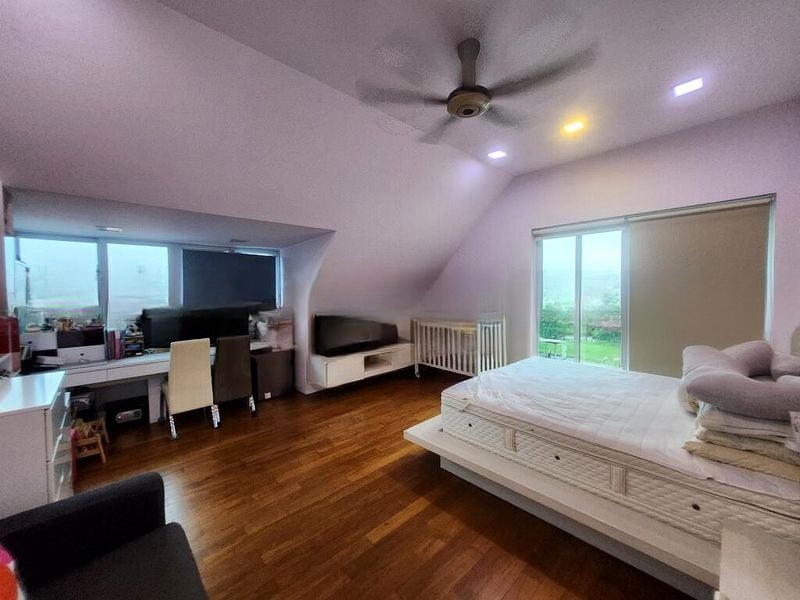 GOLDEN HILL ESTATE 6