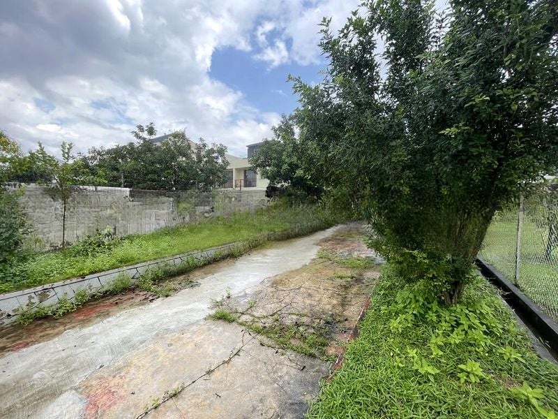 LANDED HOUSING DEVELOPMENT 15