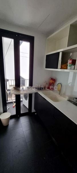 VILLAGE @ PASIR PANJANG 4