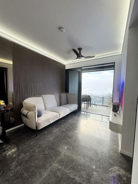 AVENUE SOUTH RESIDENCE 7