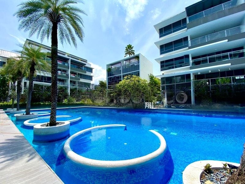 ELLIOT AT THE EAST COAST 13